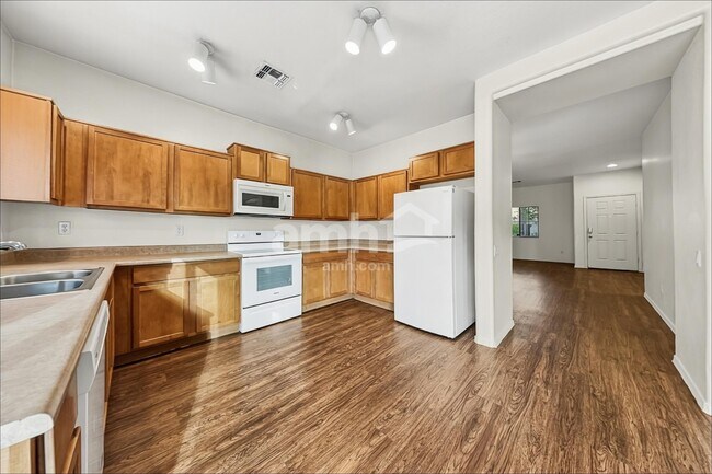 Foto del edificio - 5128 W Shumway Farm Rd