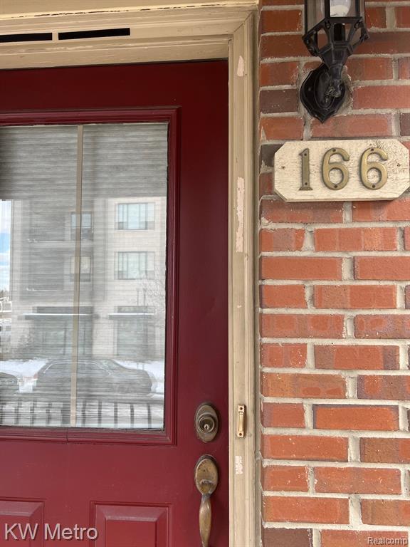 Foto del edificio - 166 Tiffany Ln