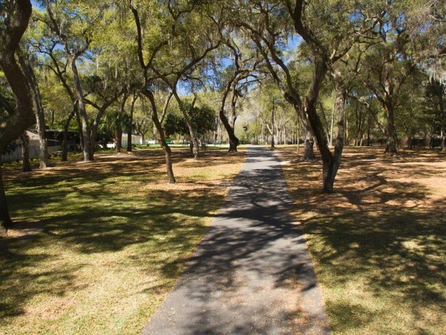 Foto del edificio - 10235 SE Sunset Harbor Rd