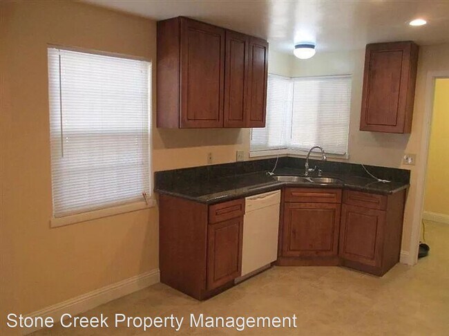 Building Photo - 3 br, 2 bath House - 4921 15th Ave.