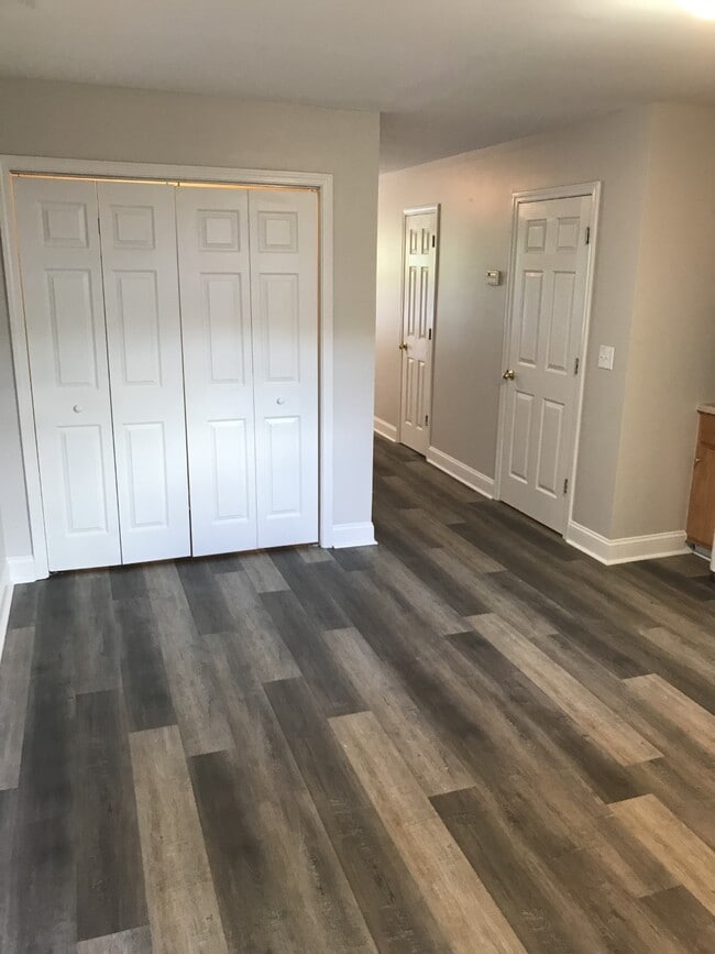 Laundry and Pantry - 601 W Tyler St