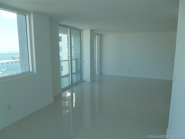 Foto del edificio - 253 NE 2nd St
