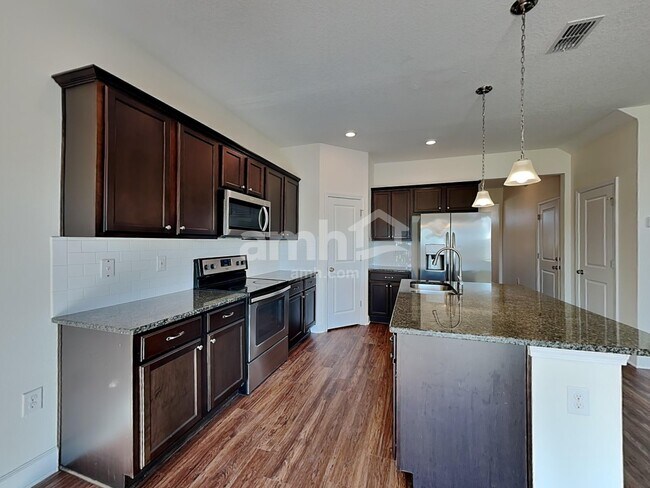 Foto del edificio - 4803 Windy Hammock Way