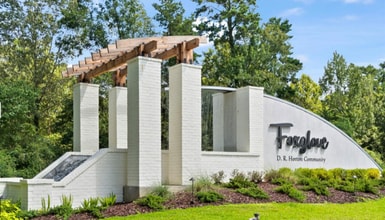 Building Photo - 33419 Hyacinth St