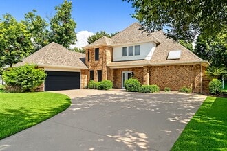 Building Photo - 1714 Plantation Dr