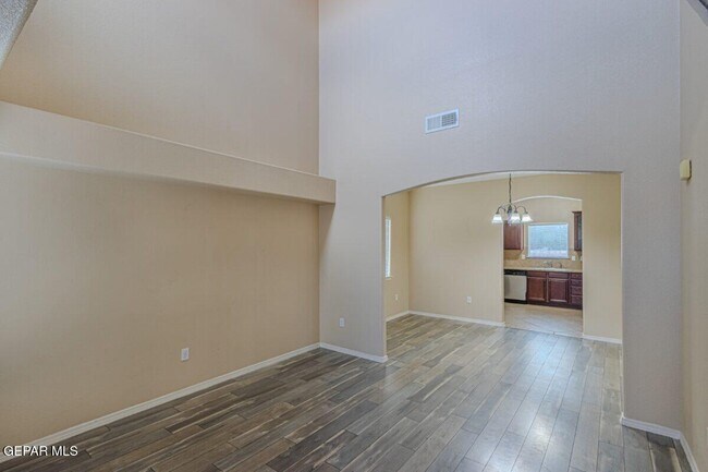 Foto del edificio - 4020 Hueco Land Ln