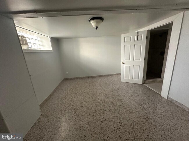 Foto del edificio - 3931 I St