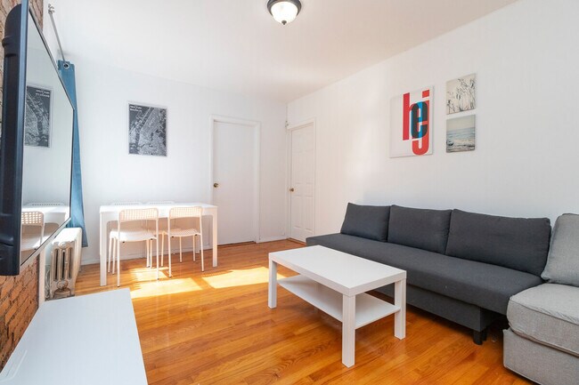 Foto del edificio - 1789 1st Ave