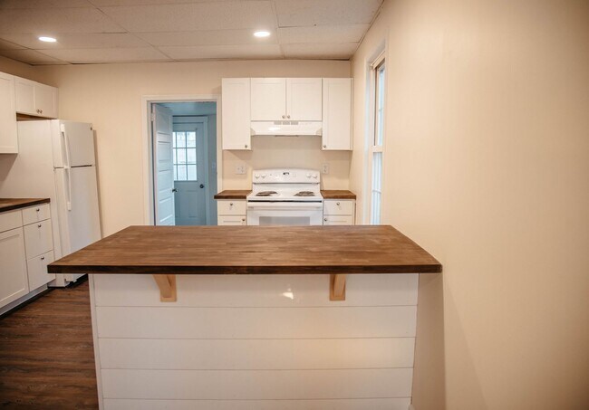 Foto del edificio - 5972 Pine St