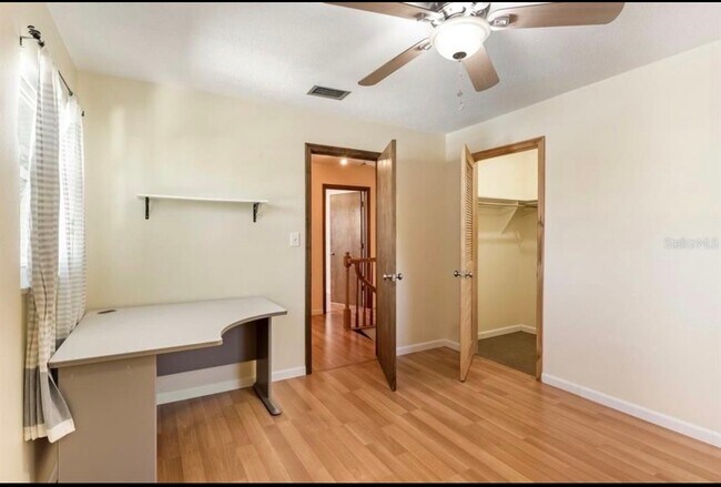 Foto del edificio - 4716 Soapstone Dr