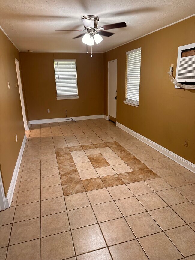 Foto del edificio - 1356 N 23rd St