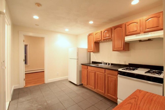 Foto del edificio - 302 Highland Ave