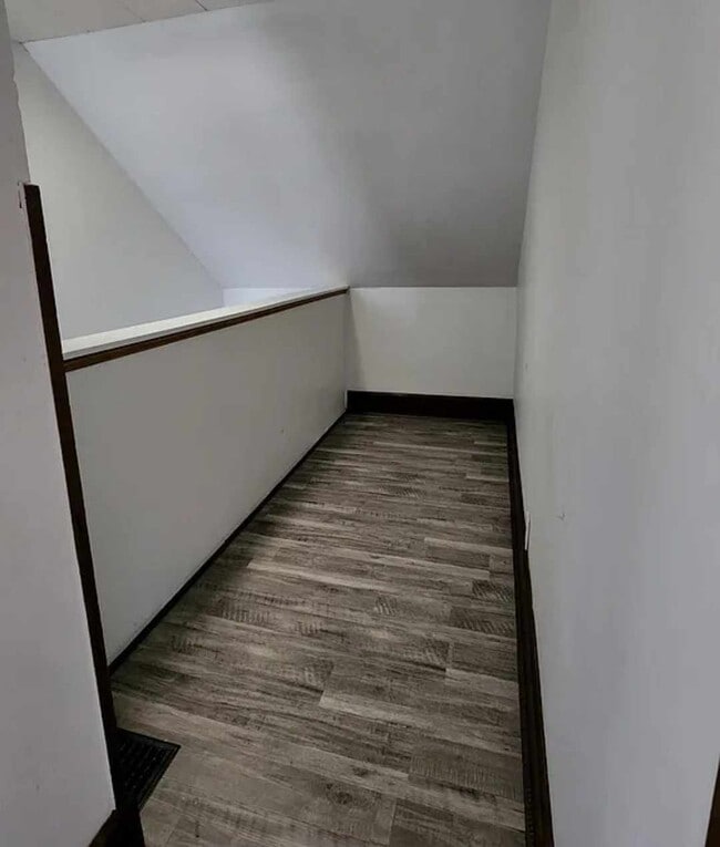 Loft - 7114 27th Ave