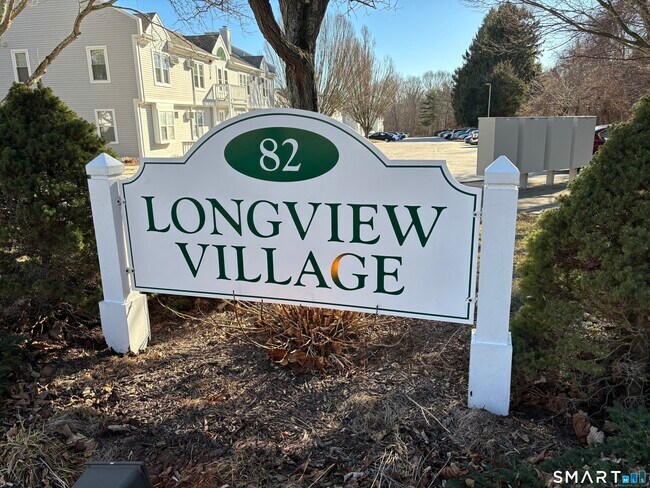 Foto del edificio - 82 Longview St