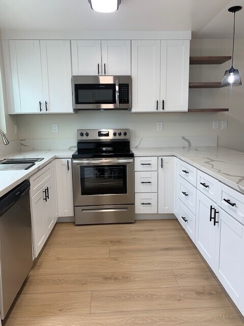 Foto del edificio - 24373 Pennsylvania Ave