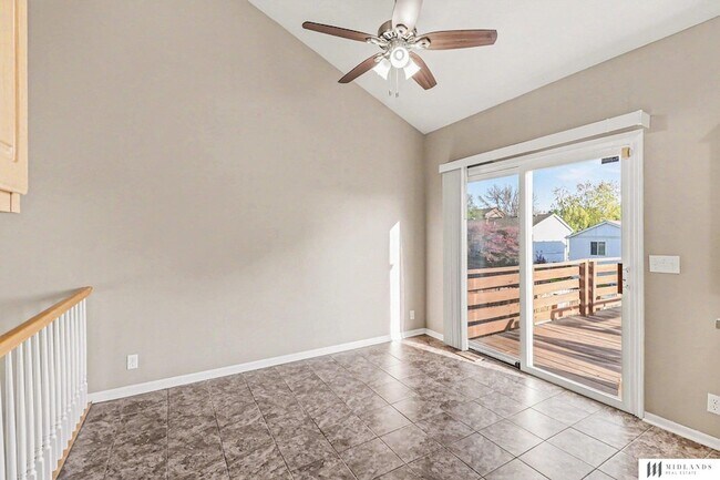 Foto del edificio - 11612 Monroe St