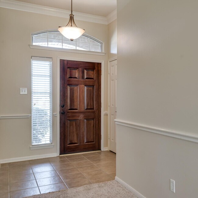 Building Photo - 3419 La Fleur Ln