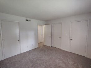 Building Photo - 600 Reusens Rd