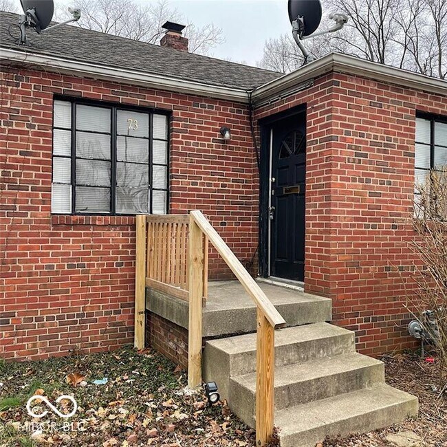 Foto del edificio - 73 W Westfield Blvd