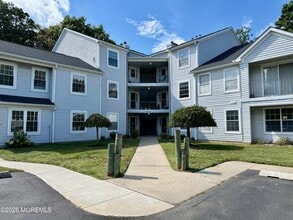 Building Photo - 1216 Waters Edge Dr
