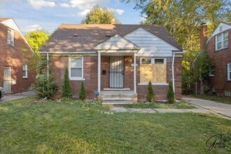 Building Photo - 12726 Riad St