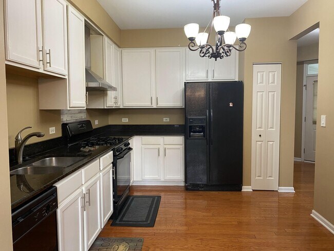 Foto del edificio - 2824 White Thorn Cir