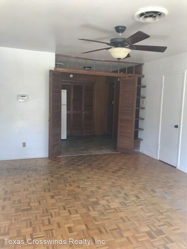 Building Photo - 4 br, 1.5 bath House - 4004 ASPEN