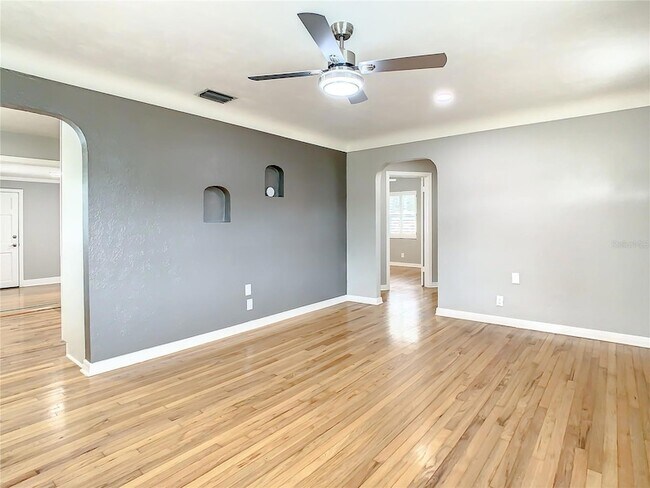 Building Photo - 5400 3rd Ave N