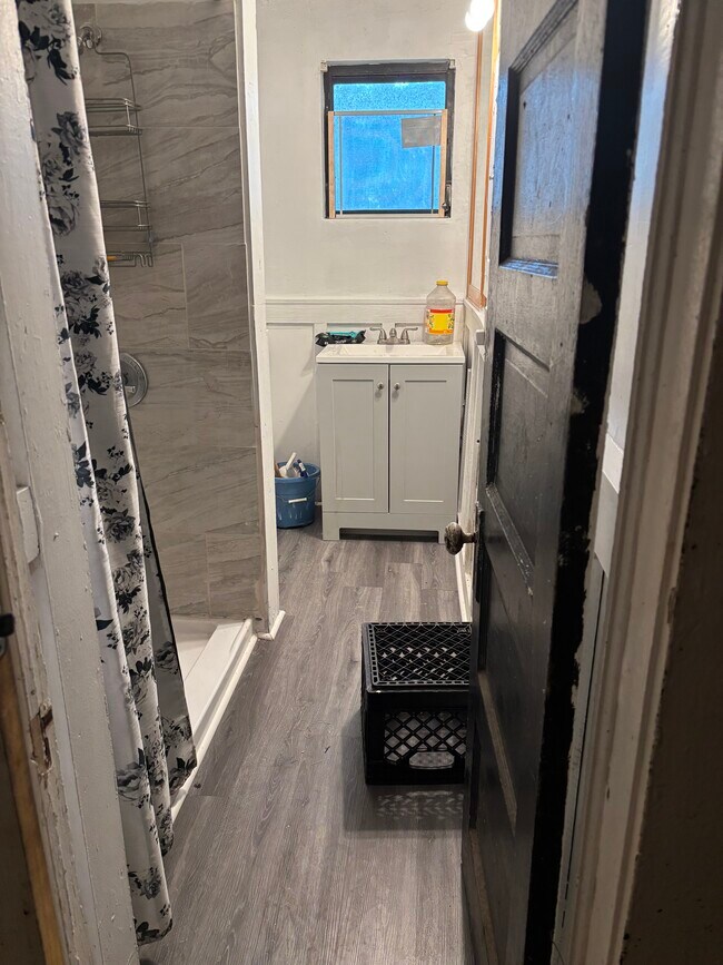 Foto del edificio - 8115 N 9th St