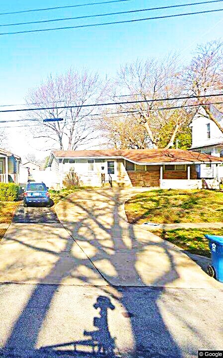 Primary Photo - 3345 Eminence Blvd