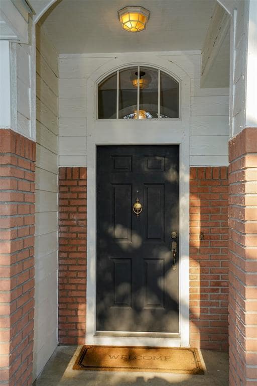 Building Photo - 5136 Sterling Manor Dr