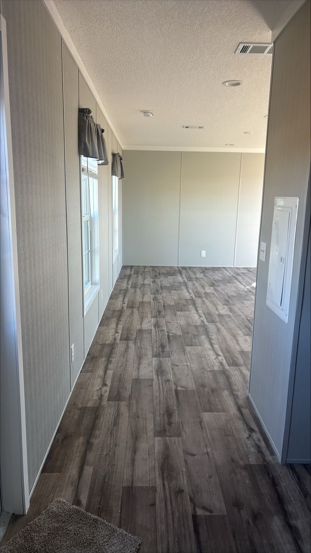 Foto del edificio - 2421 Caulie Harris Rd