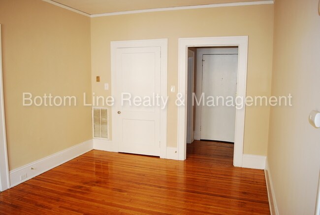 Building Photo - Great 1 Bedroom Apartment Ready for Rent!