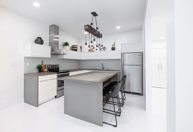 Custom Kitchen with concrete counters - 764 Dundas St