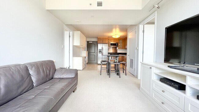 Foto del edificio - 2 BEDROOM HIGH FLOOR UNIT IN KAKAAKO