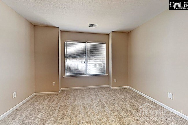 Building Photo - 175 Stanley Ct