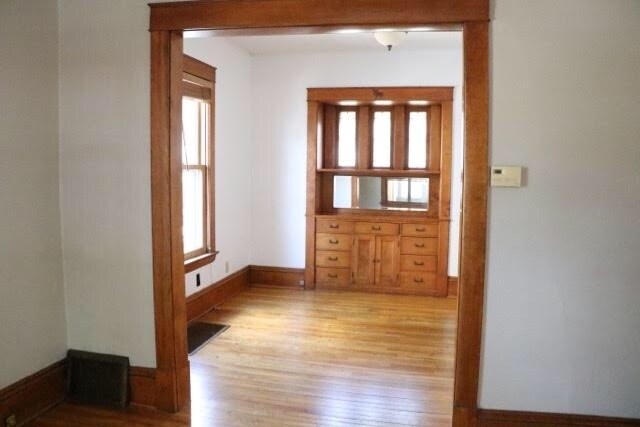Foto del edificio - 3233 Grand Ave S