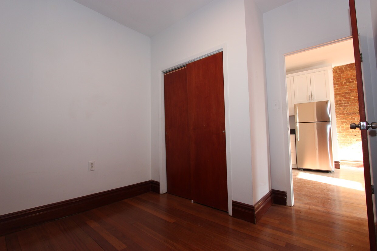 Foto del edificio - 144 W 109th St