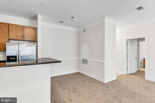 Foto del edificio - 5400 Auth Rd