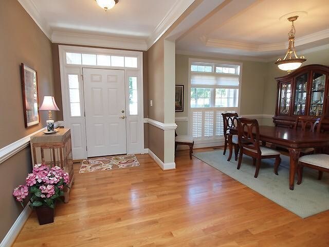 Building Photo - 130 Oakmont Cir