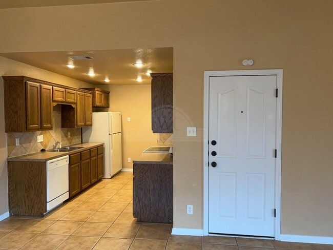 Foto del edificio - 4701 Autumn Valley Dr