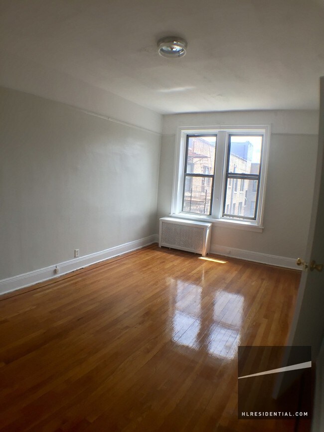 Foto del edificio - 2124 31st St