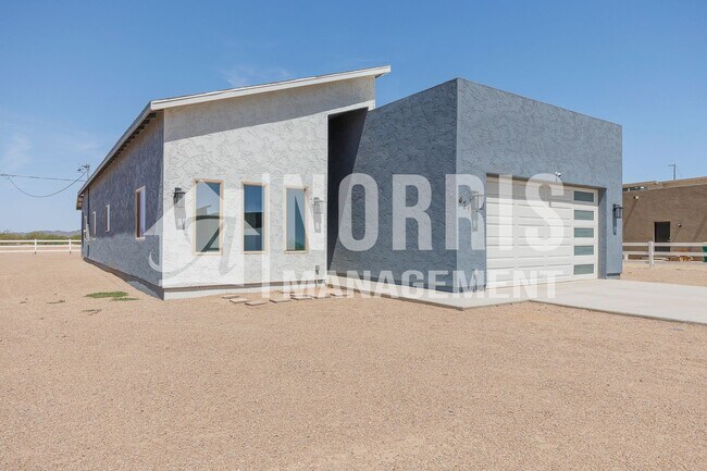 Building Photo - Brand New Home with Beautiful Updates!