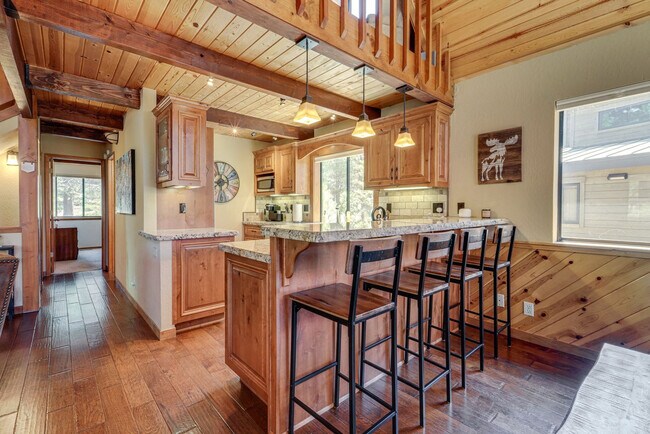 Foto del edificio - 15568 Alder Creek Rd