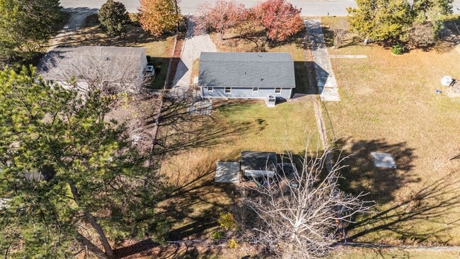Building Photo - 114 Arrowood Dr