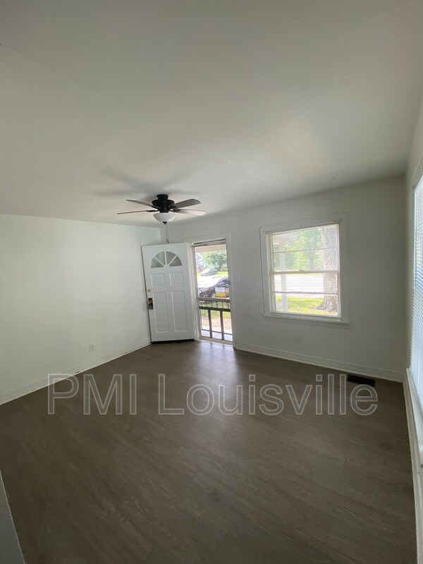 209 W Wampum Ave, Louisville, KY 40214 House Rental in Louisville, KY