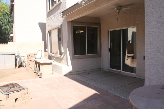 Foto del edificio - 4220 E Orchid Ln