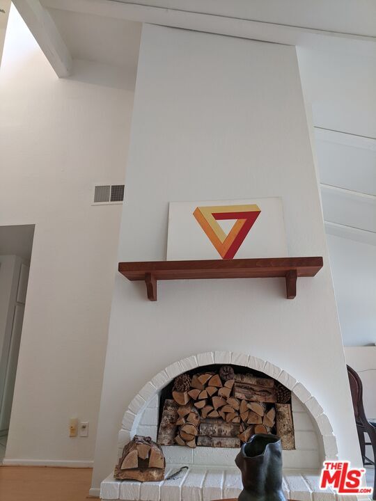 Building Photo - 831 Whitewater Dr