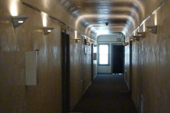 Foto del edificio - 4017 W 28th St