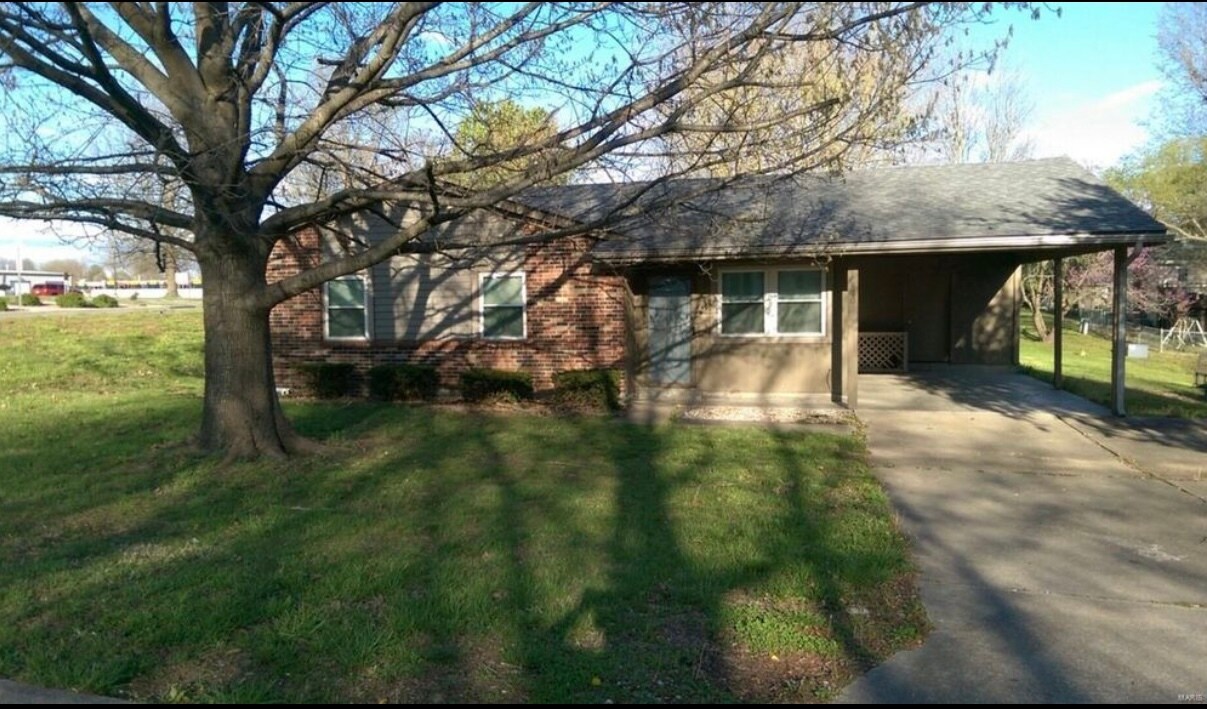 420 Willow Bend Dr, Jackson, MO 63755 House Rental in Jackson, MO